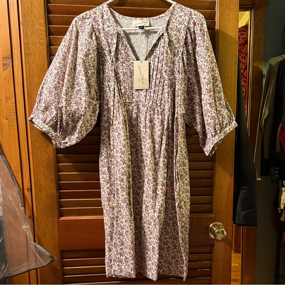 Universal Thread Long Sleeve Floral Dress